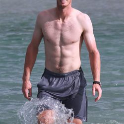 Andy Murray celebra su victoria en el Masters 1000 de Miami en la playa