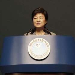 Park Geun-Hye dando un discurso