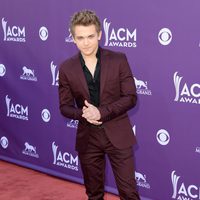 Hunter Hayes en la alfombra roja de los Premios de Música Country 2013