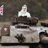 Margaret Thatcher en un tanque en Fallingbostel