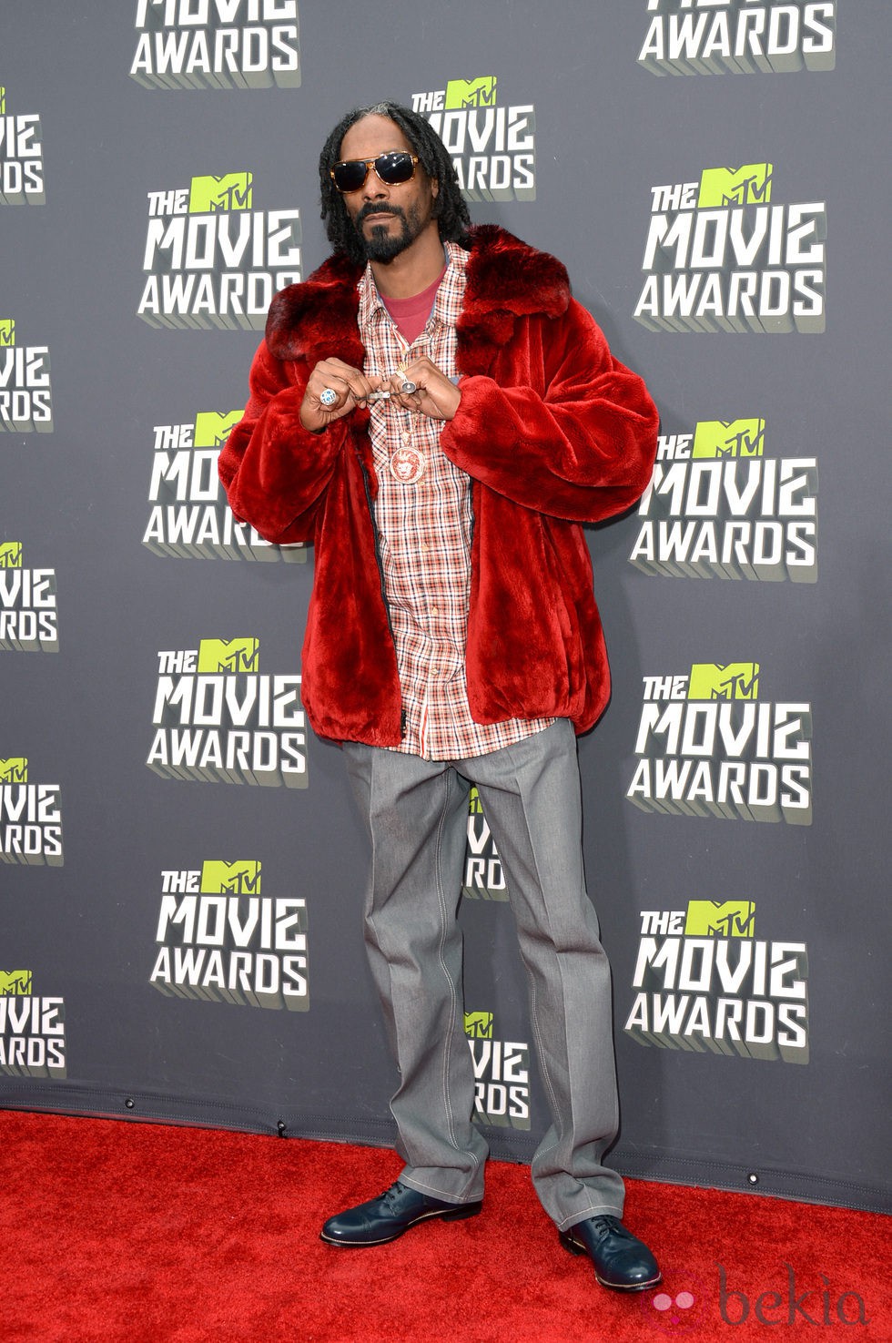Snoop Dogg en la alfombra roja de los MTV Movie Awards 2013