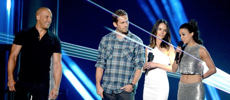 Vin Diesel, Paul Walker, Jordana Brewster y Michelle Rodriguez en la gala de los MTV Movie Awards 2013