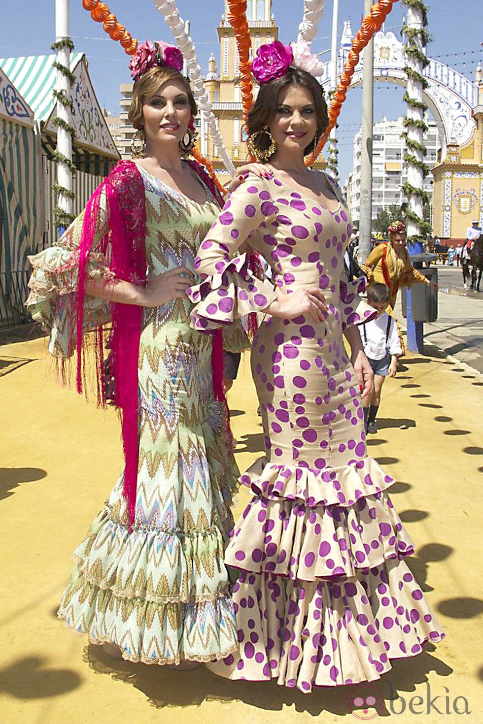 María José Suárez y Raquel Rodríguez en la Feria de Abril 2013