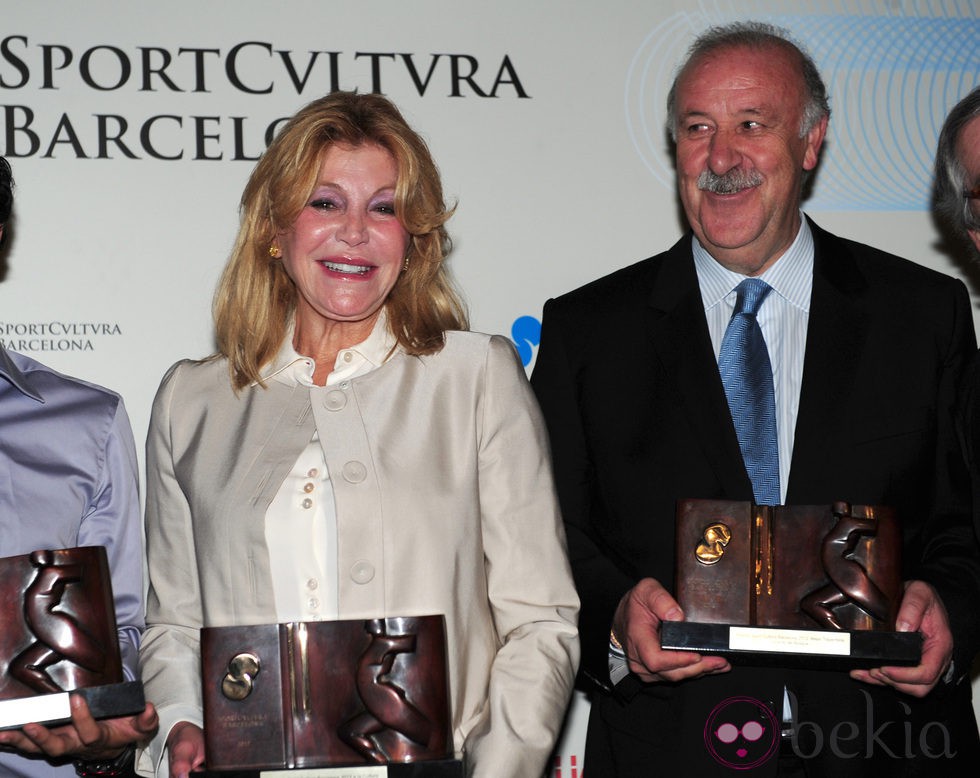 La Baronesa Thyssen y Vicente del Bosque, premiados por Sport Cultura Barcelona