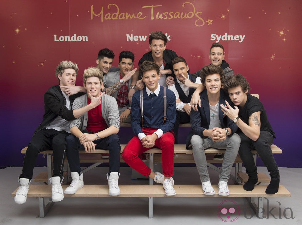Los One Direction con sus figuras de cera en el Madame Tussauds de Londres