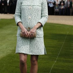 Kate Middleton presume de embarazo en un acto con los Scouts