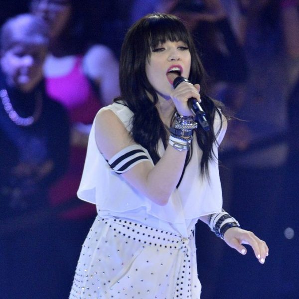Carly Rae Jepsen Durante Su Actuación En Los Juno Awards 2013 Carly 0485
