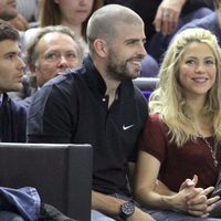 Gerard Piqué y Shakira en un partido del Barça de baloncesto