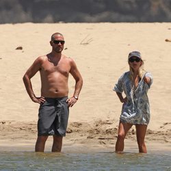 Reese Witherspoon y Jim Toth descubren a un fotógrafo en Hawai