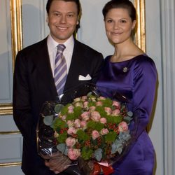 Victoria de Suecia y Daniel Westling tras anunciar su compromiso en 2009