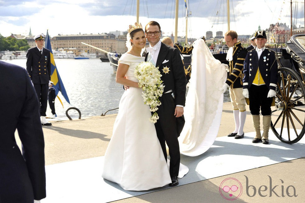 Los Príncipes Victoria y Daniel de Suecia posan felices tras casarse en 2010
