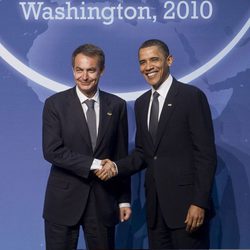 José Luis Rodríguez Zapatero y Barack Obama se saludan en 2010