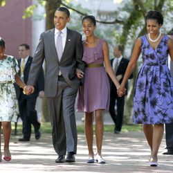 Barack y Michelle Obama y sus hijas Malia y Sasha