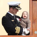 Federico de Dinamarca y el Príncipe Vicente en el crucero real Dannebrog