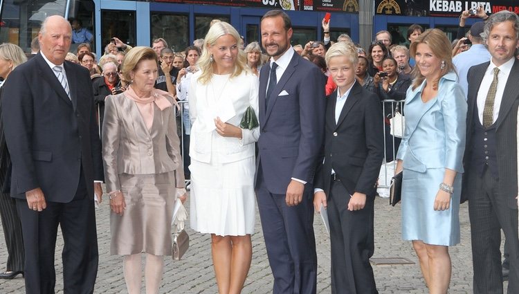 La Familia Real de Noruega en el 10 aniversario de Haakon y Mette Marit de Noruega