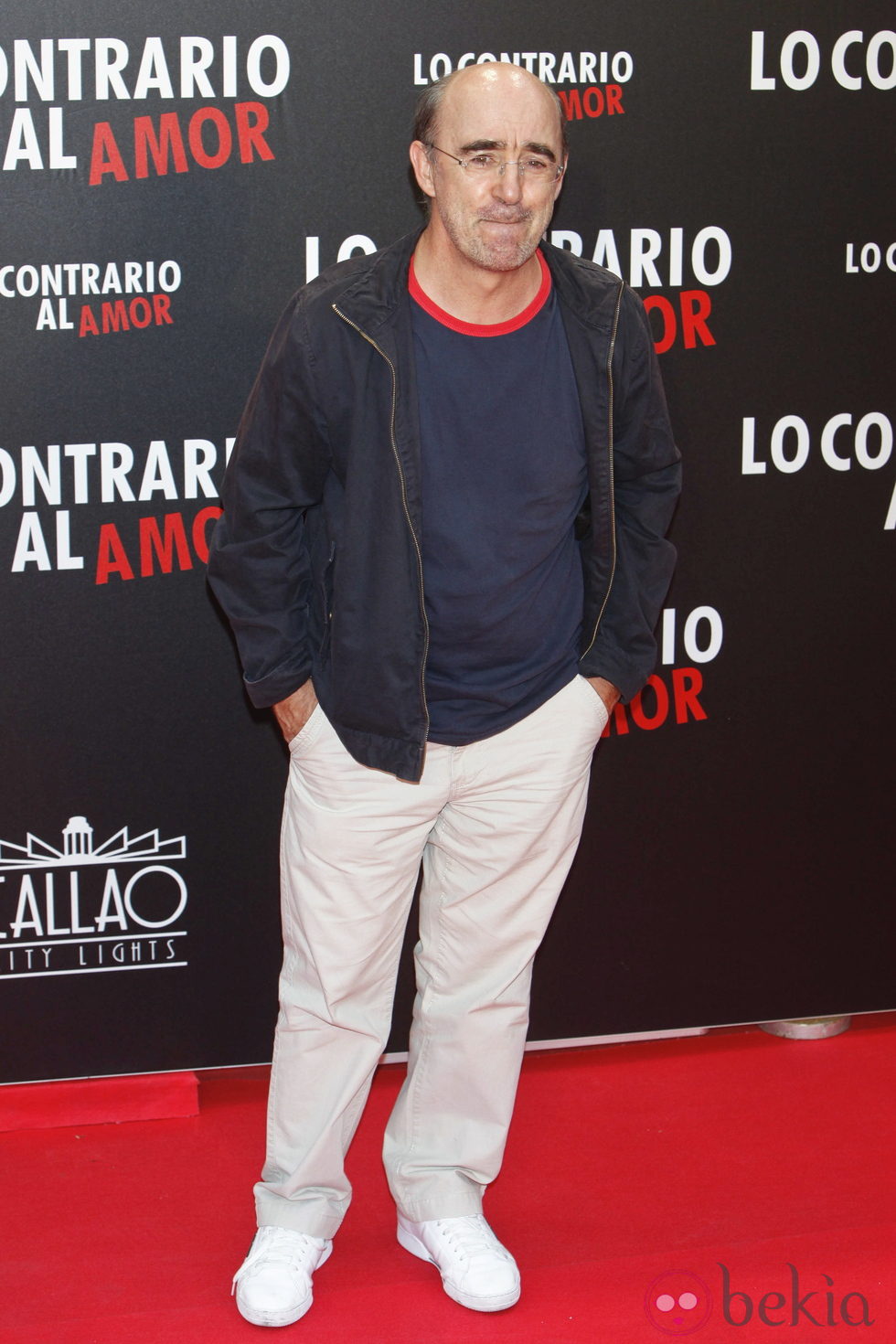 Álex Angulo en el estreno de 'Lo contrario al amor' en Madrid
