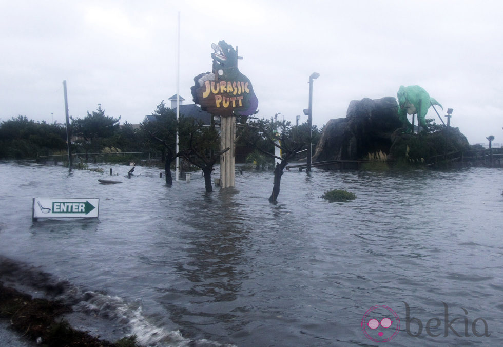 Parque de atracciones inundado tras el paso del huracán Irene