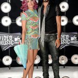 Katy Perry y Russell Brand en los MTV Video Music Awards 2011
