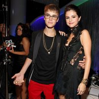 Justin Bieber y Selena Gomez en los MTV Video Music Awards 2011