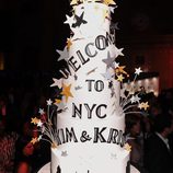 Tarta en honor a los novios de la fiesta de recién casados de Kim Kardashian y Kris Humphries