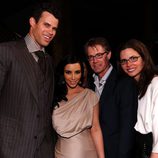Kim Kardashian y Kris Humphries con Kyle MacLachlan y Desiree Gruber en en su fiesta de recién casados