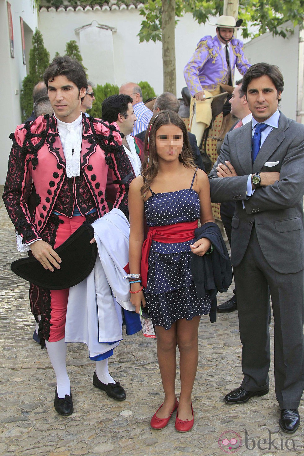 Cayetano Rivera, Fran Rivera y su hija Cayetana en la corrida Goyesca de Ronda