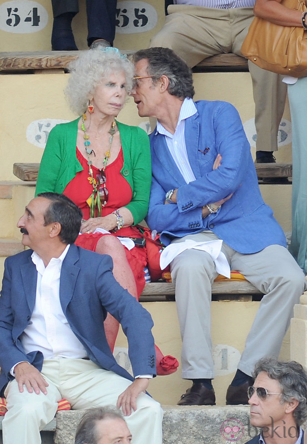 La Duquesa de Alba y Alfonso Díez muy cómplices en la corrida Goyesca de Ronda
