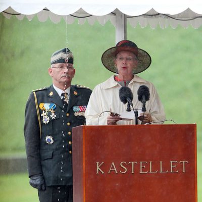 La Familia Real de Dinamarca preside un homenaje a los soldados caídos