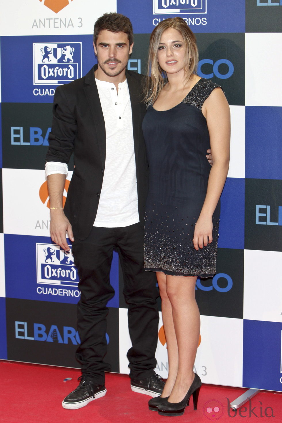 Javier Hernández y Marina Salas en el estreno de la segunda temporada de 'El barco'