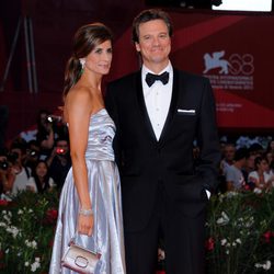 Colin Firth y Livia Giuggioli en el estreno de 'Tinker, Taylor, Soldier, Spy' en la Mostra de Venecia