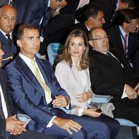 Los Príncipes de Asturias presiden el XXV Encuentro de las Telecomunicaciones
