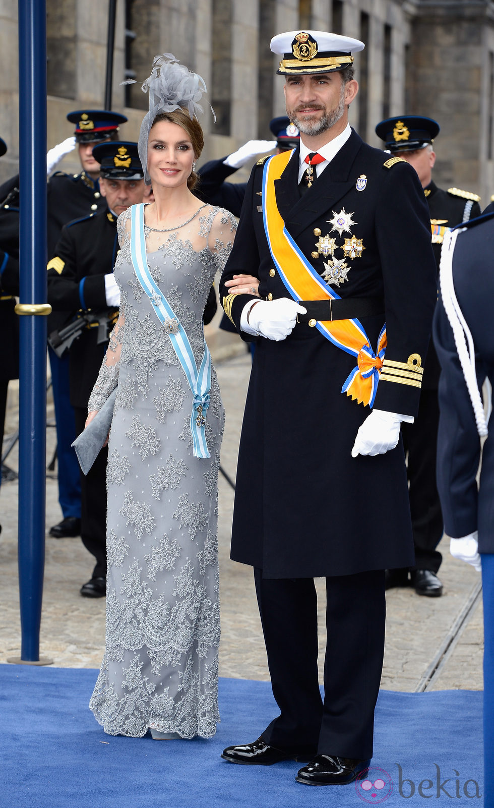 Los Príncipes Felipe y Letizia en la investidura de Guillermo Alejandro de Holanda