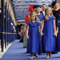 Las Princesas Alexia, Amalia y Ariane tras la investidura de Guillermo Alejandro de Holanda