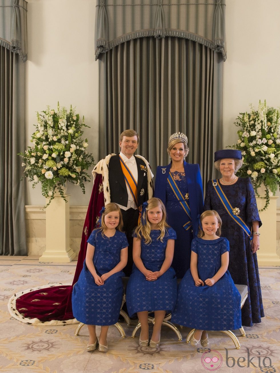 Los Reyes Guillermo y Máxima y las Princesas Beatriz, Alexia, Amalia y Ariane de Holanda