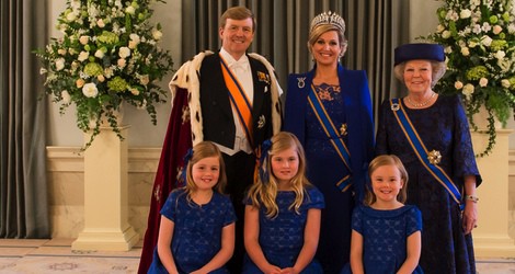 Los Reyes Guillermo y Máxima y las Princesas Beatriz, Alexia, Amalia y Ariane de Holanda