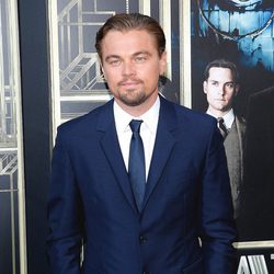 Leonardo Dicaprio posa para los fotógrafos en la premiere en Nueva York de 'El gran Gatsby'