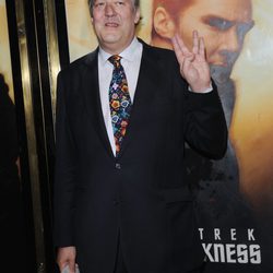 Stephen Fry en la premiere en Londres de 'Star Trek: En la oscuridad'