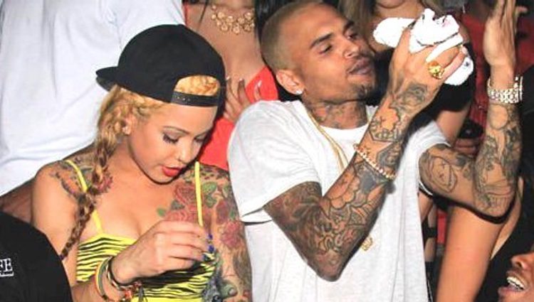 Chris Brown celebrando en Hollywood su 24 cumpleaños