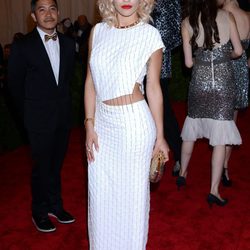 Rita Ora en la Gala del MET 2013