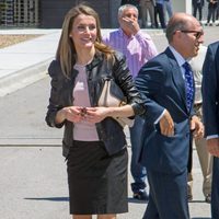 La Princesa Letizia en la visita a la esclusa del Guadalquivir en Sevilla