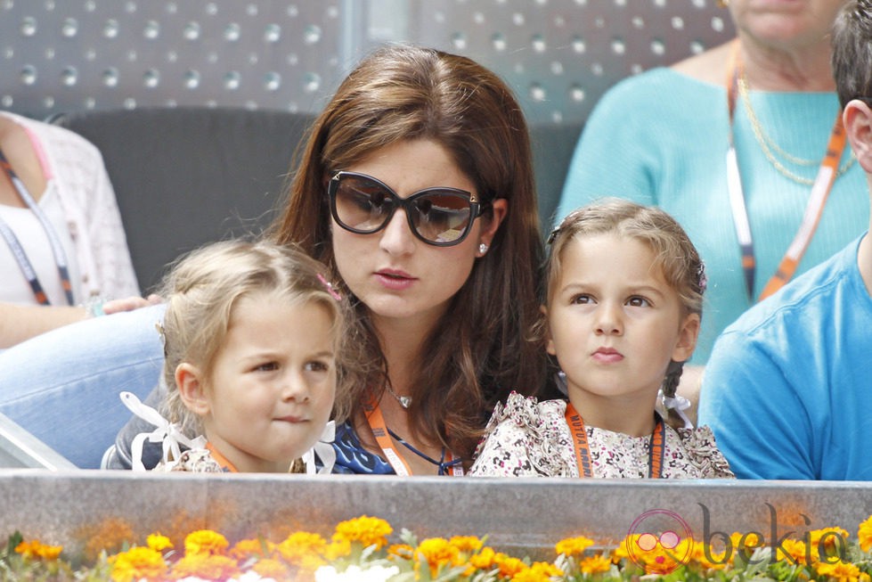 La mujer y las hijas de Roger Federer en el Open Madrid 2013