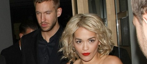 Rita Ora y el Dj Calvin Harris, de fiesta por Londres