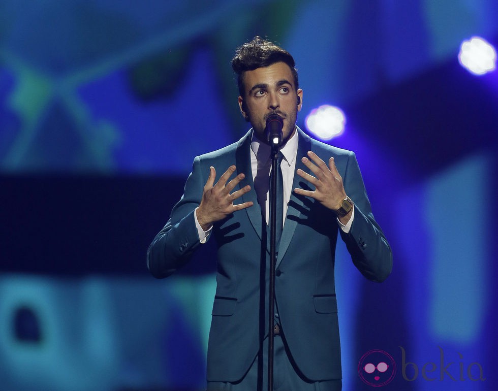 Marco Mengoni durante su actuación en el Festival de Eurovisión 2013