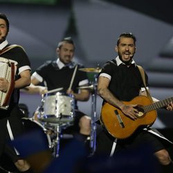 Koza Mostra durante su actuación en el Festival de Eurovisión 2013