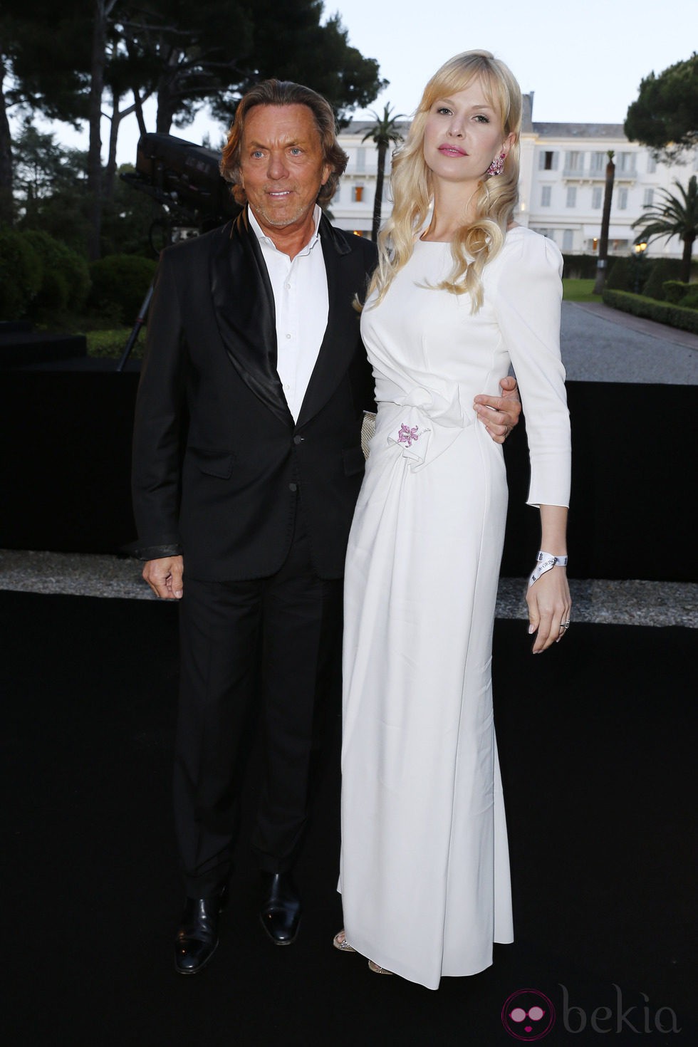 Otto Kern y Naomi Valeska en la fiesta Grisogono de Cannes 2013