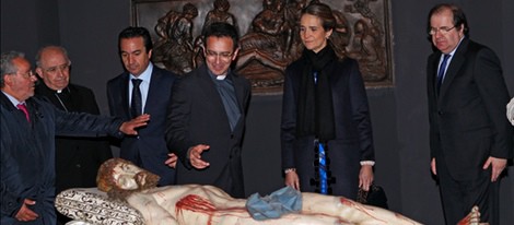 La Infanta Elena durante su visita a la exposición 'Credo' de 'Las Edades del Hombre'