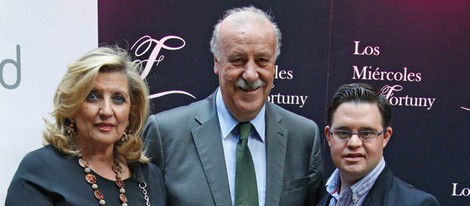Vicente del Bosque con su mujer Trinidad López y su hijo Álvaro