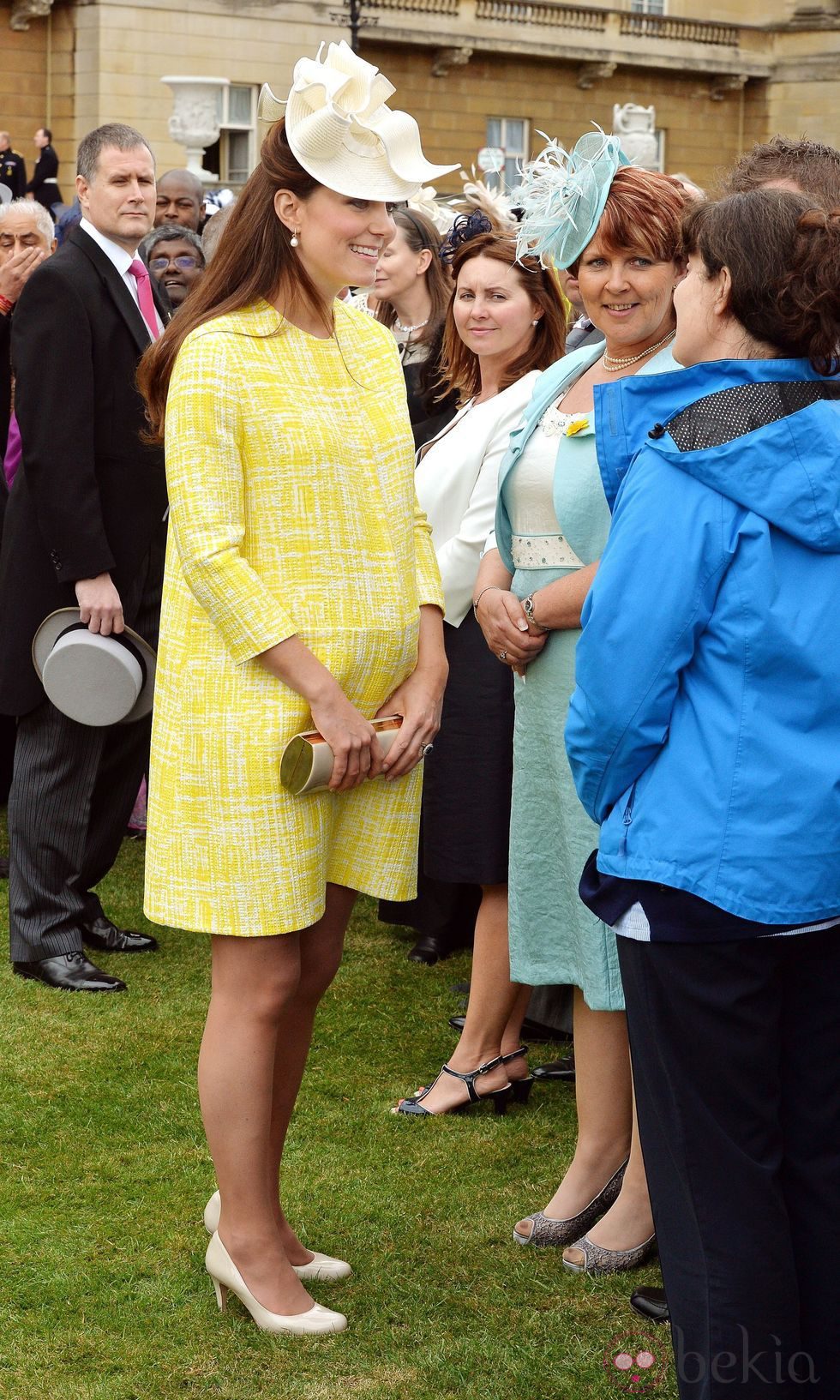Kate Middleton luce embarazo en la Garden Party de Buckingham Palace 2013