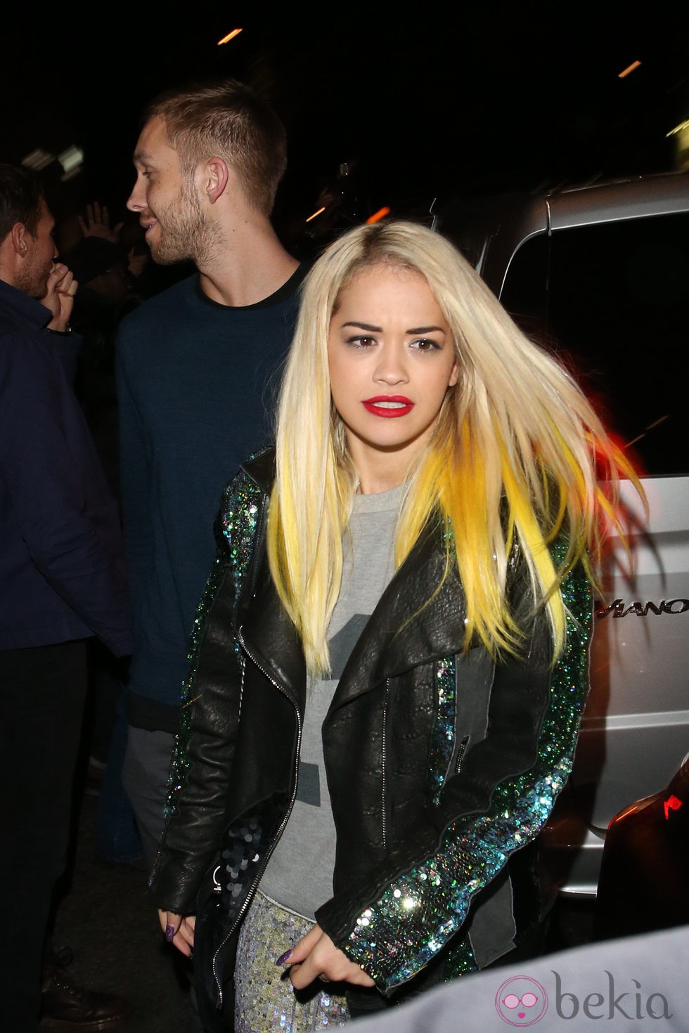 Rita Ora y Calvin Harris, paseo nocturno por Londres