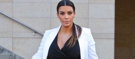 Kim Kardashian paseando por Los Ángeles embarazada